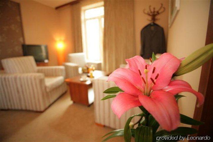 Uniqato Hotel Стара-Загора Номер фото