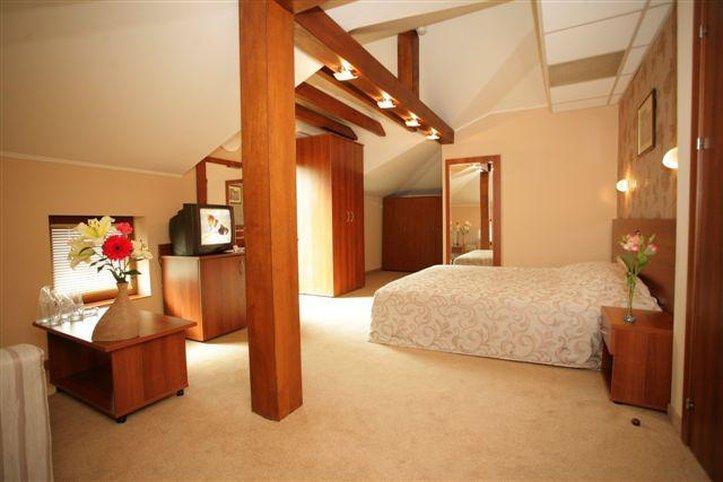 Uniqato Hotel Стара-Загора Экстерьер фото