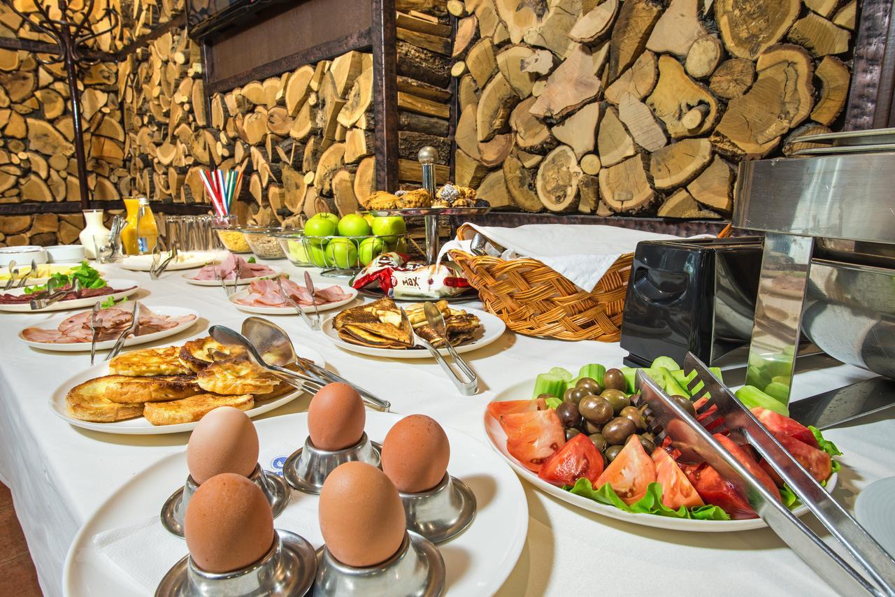 Uniqato Hotel Стара-Загора Экстерьер фото